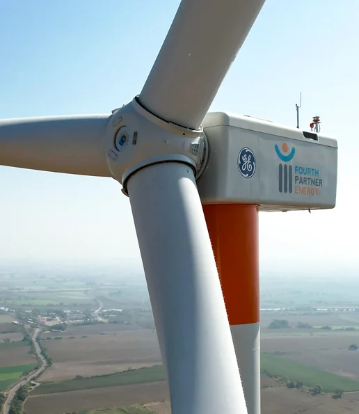 516x595 About us Banner 2